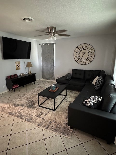 Furnished Finder property 899762_1 photo 11