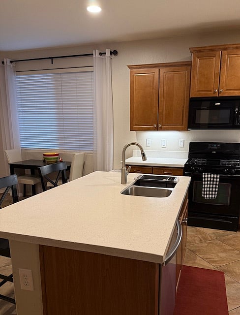 Gas Range | Kitchen Island | Table with a view
