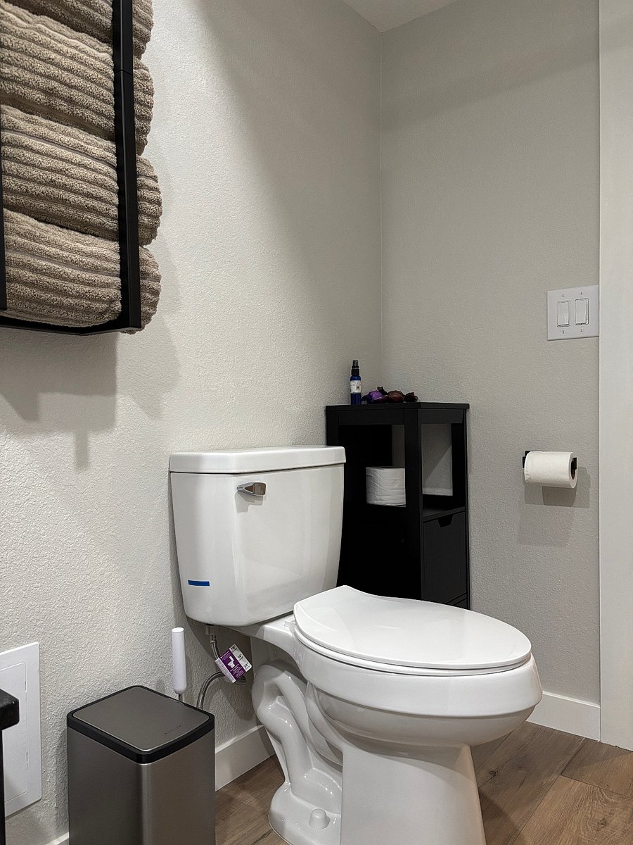 Furnished Finder property 899779_1 photo 17