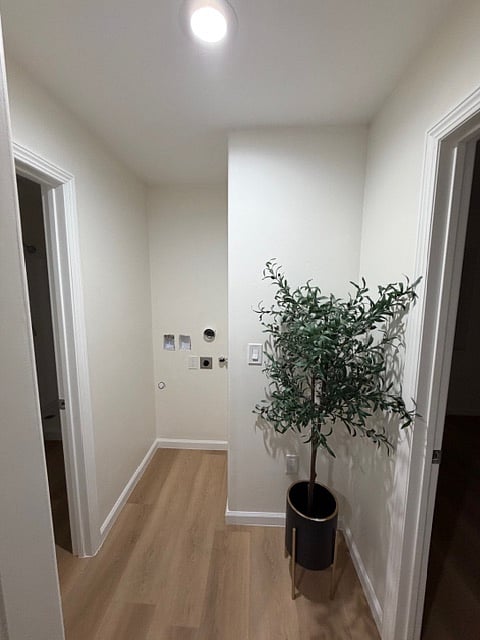 Furnished Finder property 899785_2 photo 6