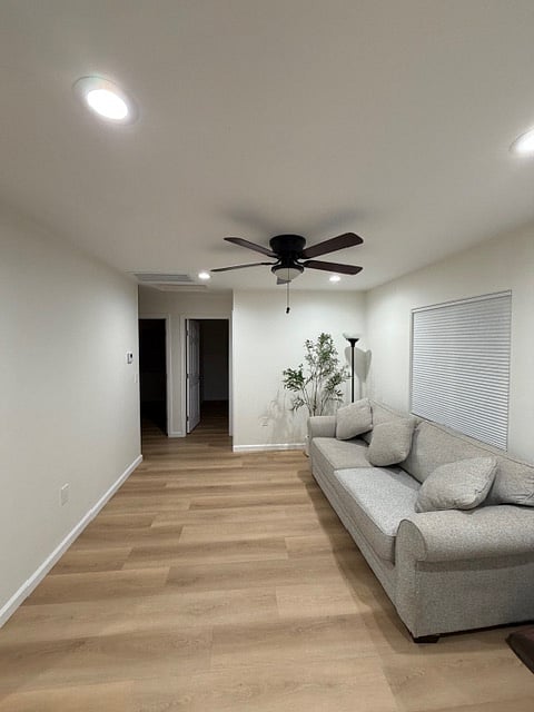 Furnished Finder property 899785_2 photo 12