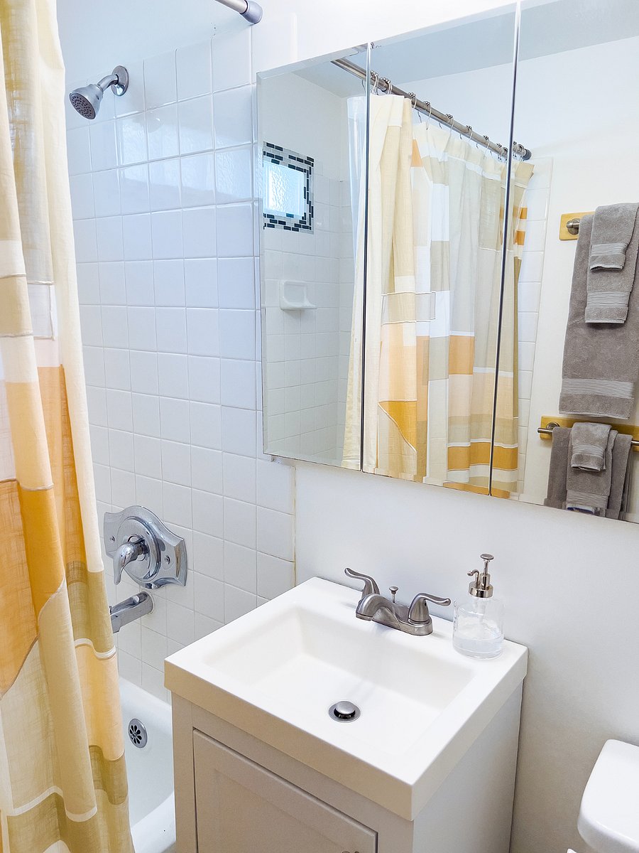 Full bathroom.