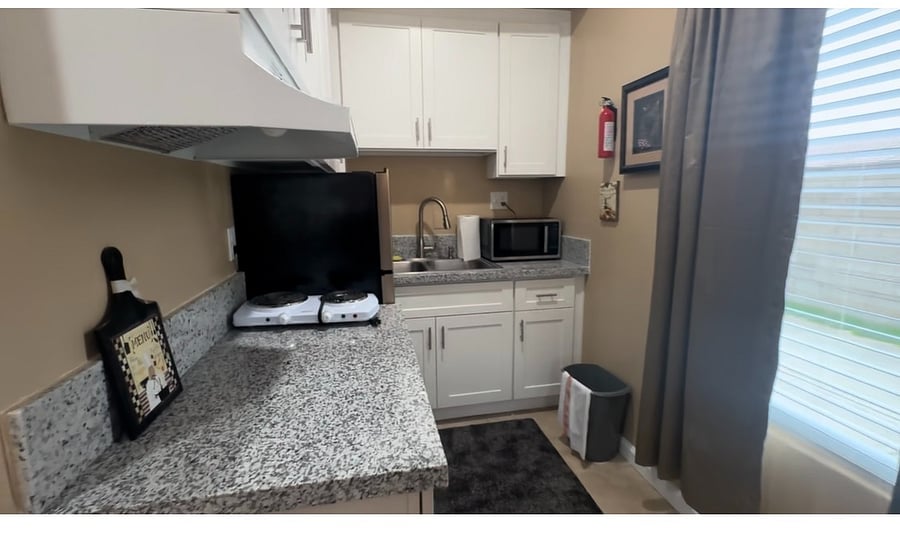 Furnished Finder property 899795_1 photo 11
