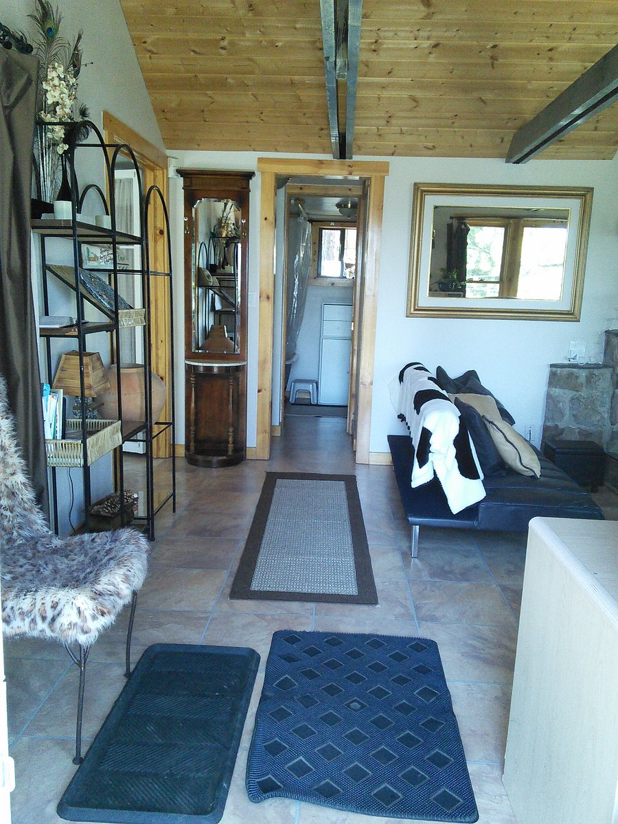 Furnished Finder property 899803_1 photo 8