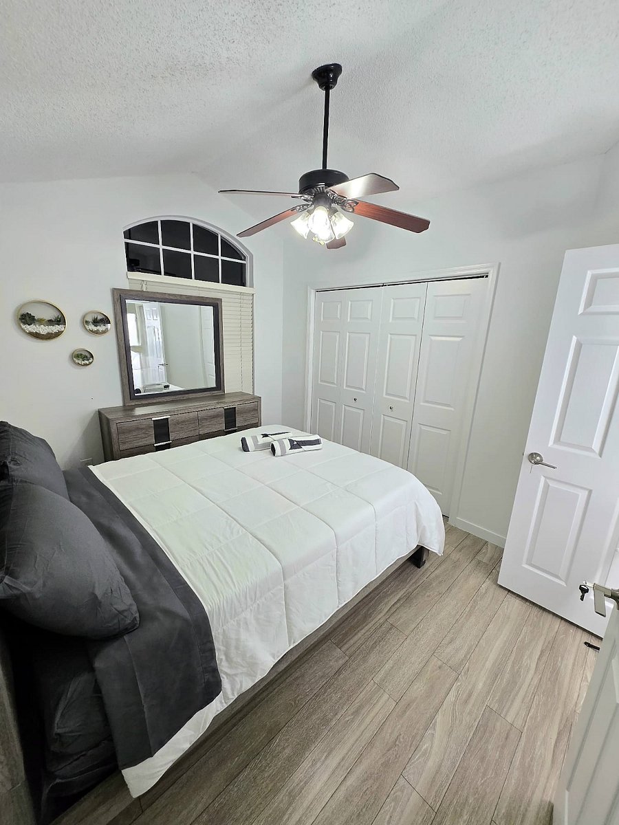 Furnished Finder property 899810_1 photo 12