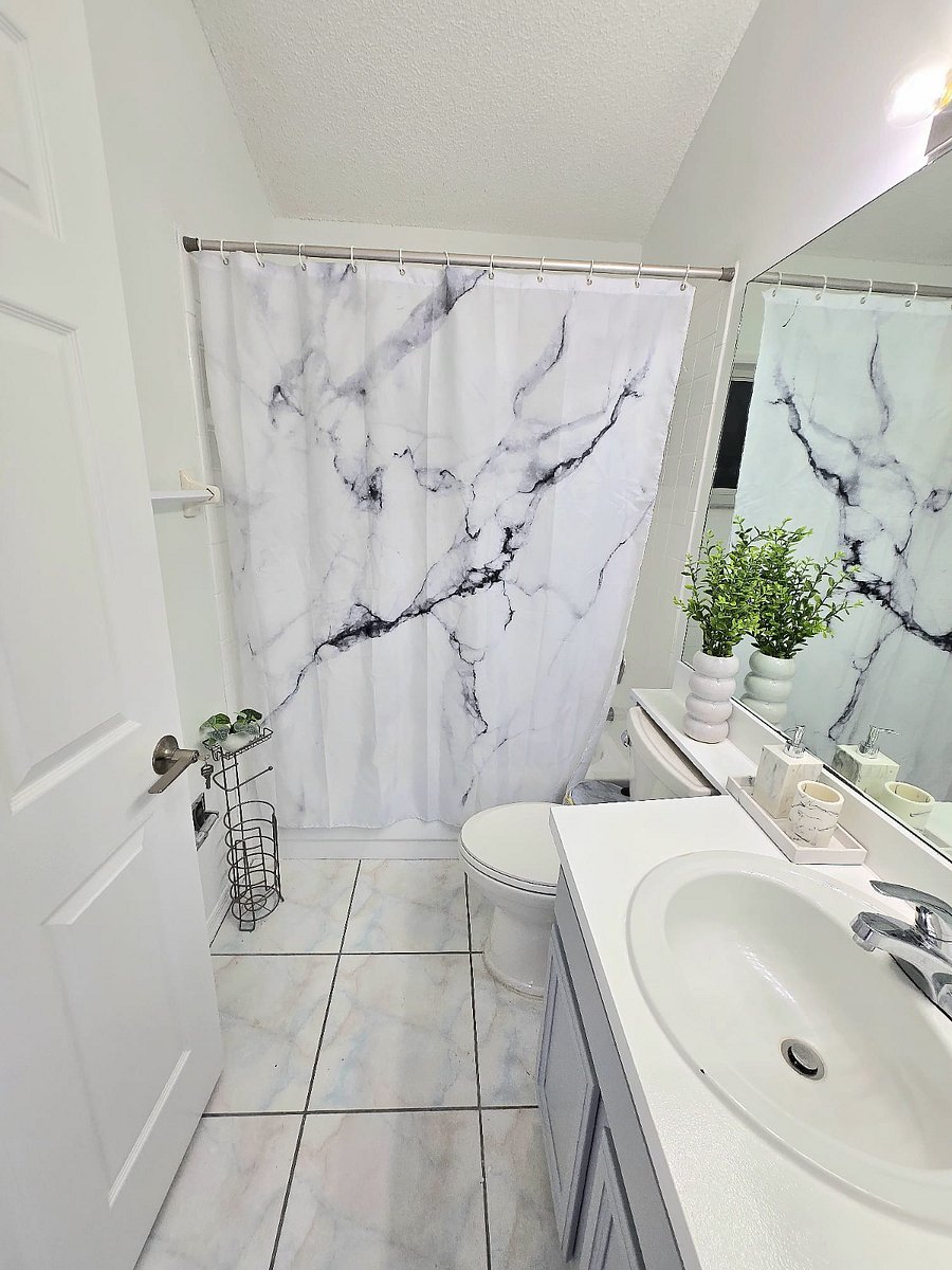 Furnished Finder property 899810_1 photo 20