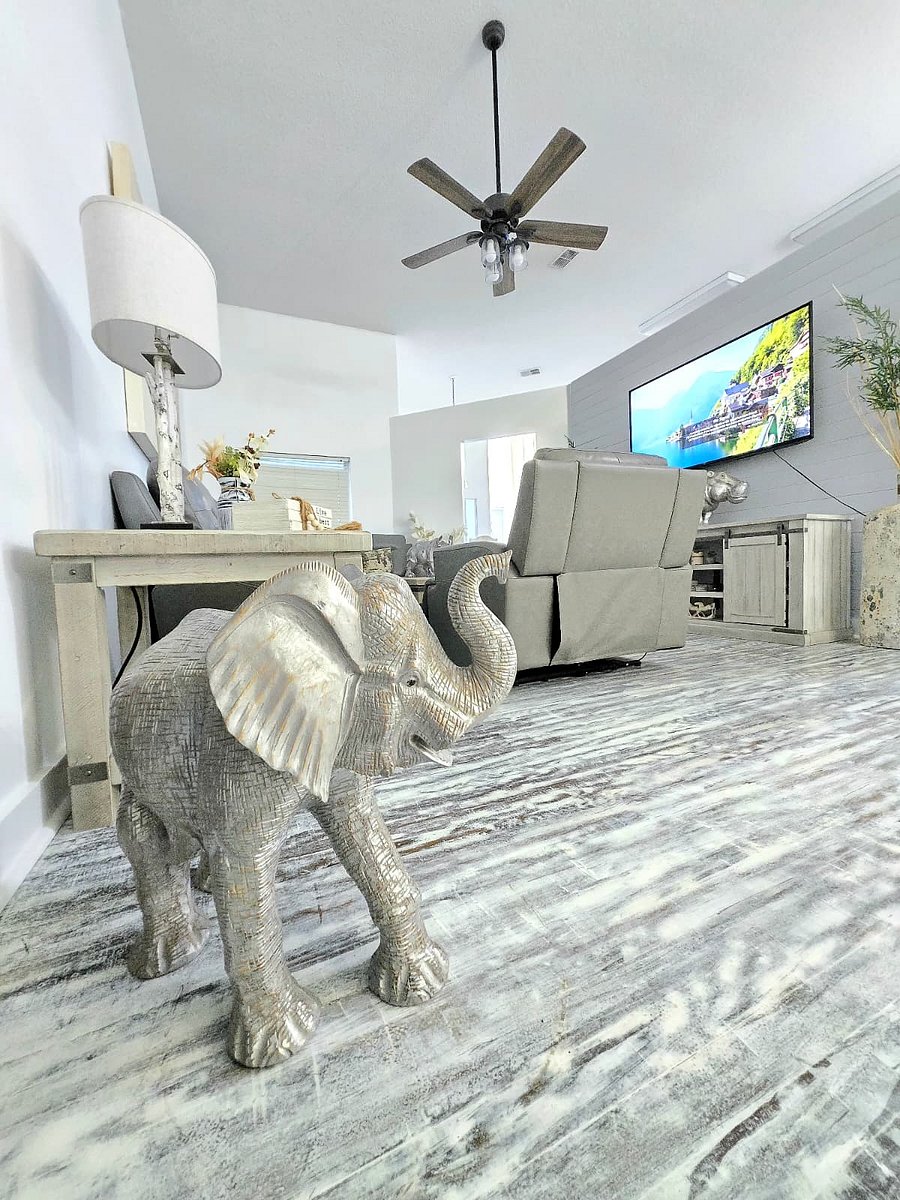 Furnished Finder property 899810_1 photo 14