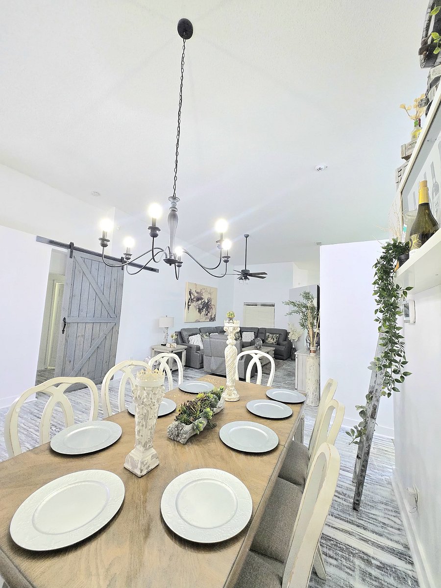 Furnished Finder property 899810_1 photo 43