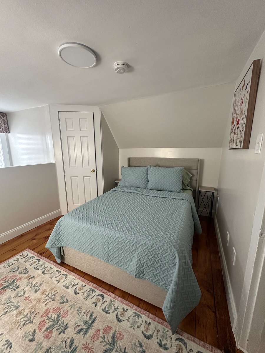 Furnished Finder property 899811_1 photo 10