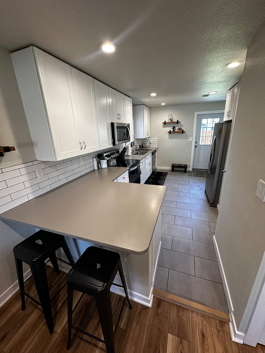 Furnished Finder property 899823_1 photo 6