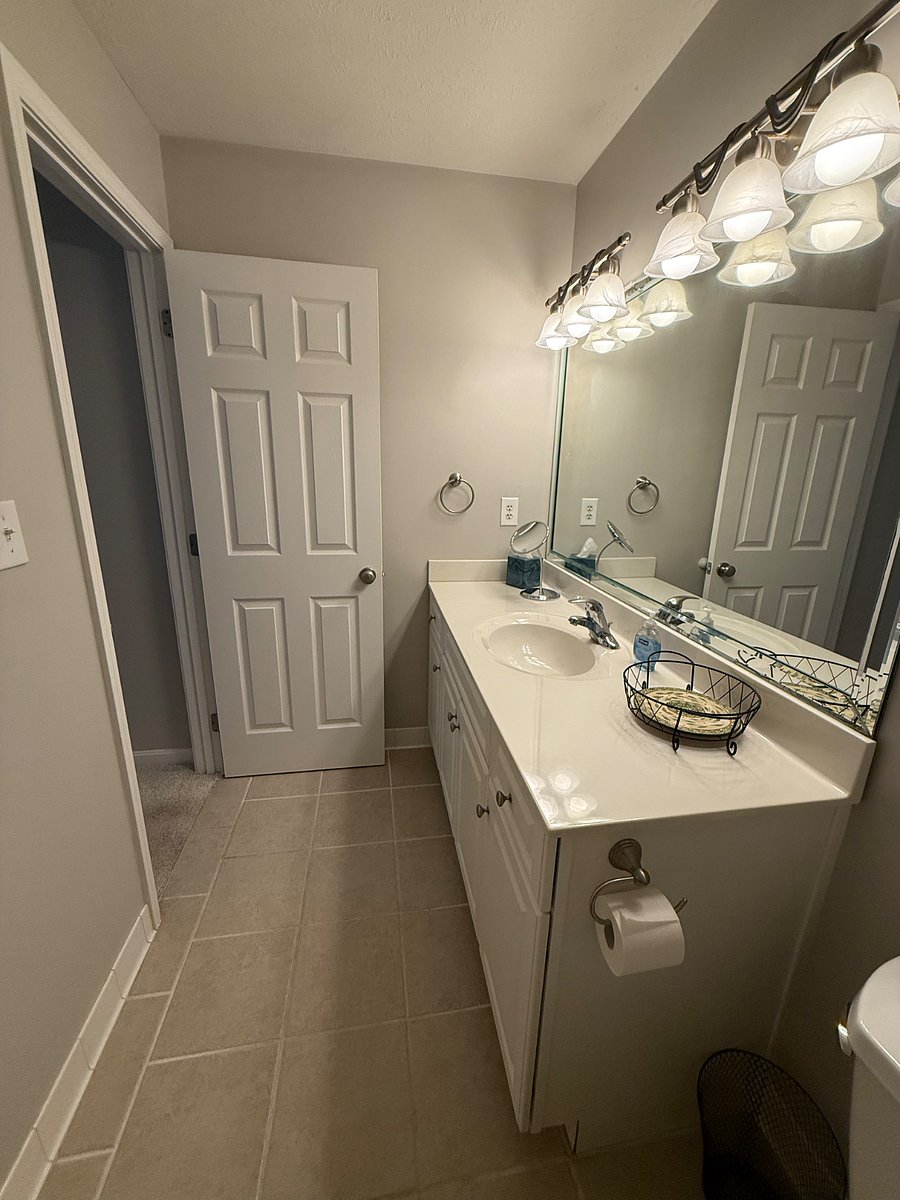 Furnished Finder property 899824_1 photo 5