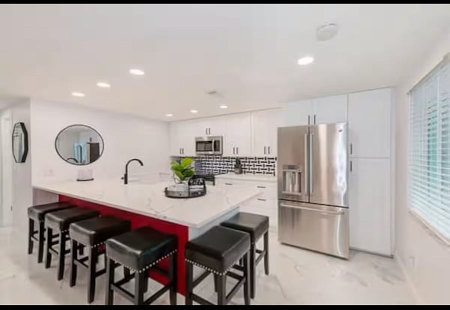 Furnished Finder property 899829_1 photo 3