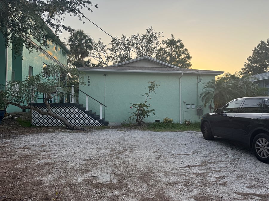 Furnished Finder property 899829_1 photo 12