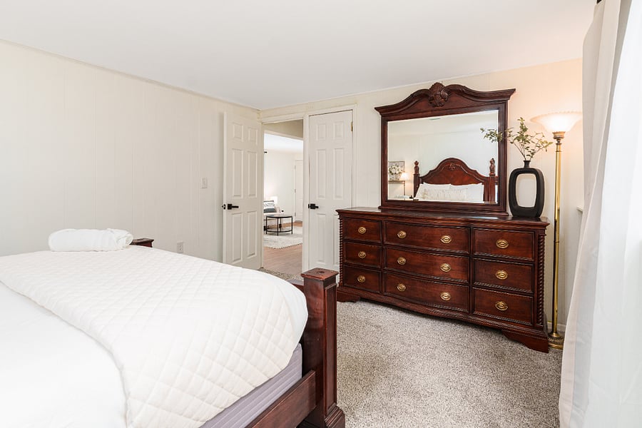 Furnished Finder property 899836_1 photo 28