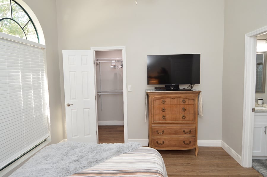 Furnished Finder property 899846_1 photo 45