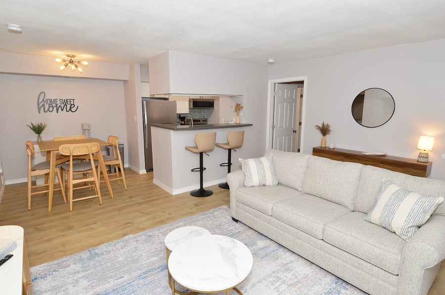 Furnished Finder property 899846_1 photo 12