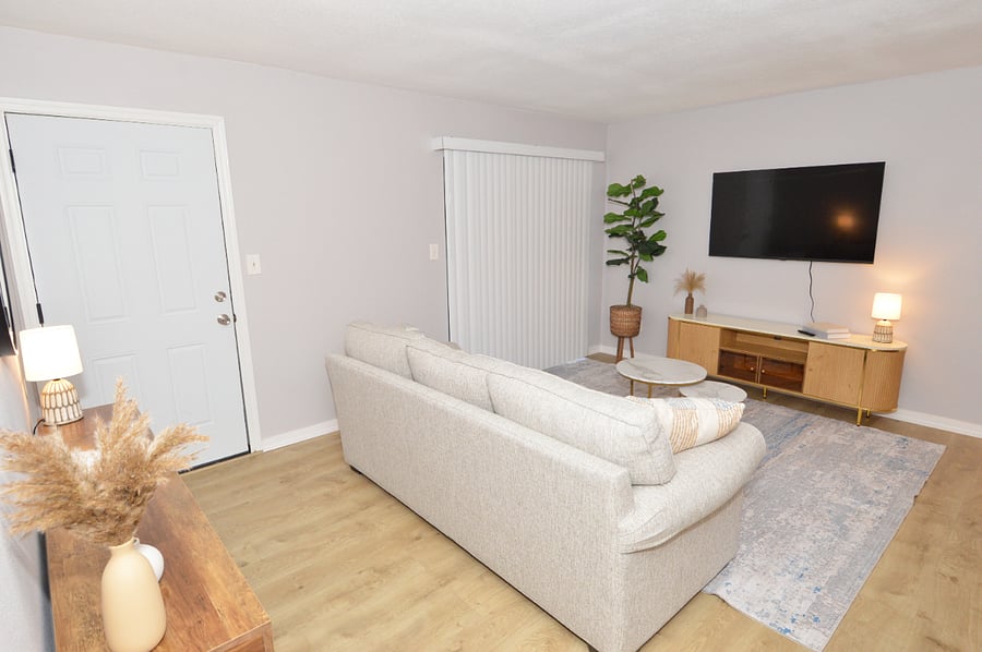 Furnished Finder property 899846_1 photo 19