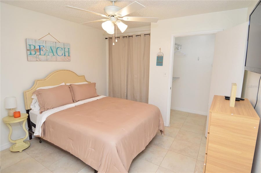 Furnished Finder property 899846_2 photo 21