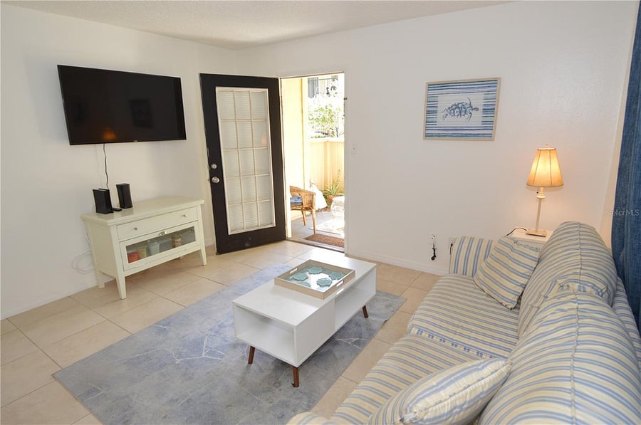 Furnished Finder property 899846_2 photo 20