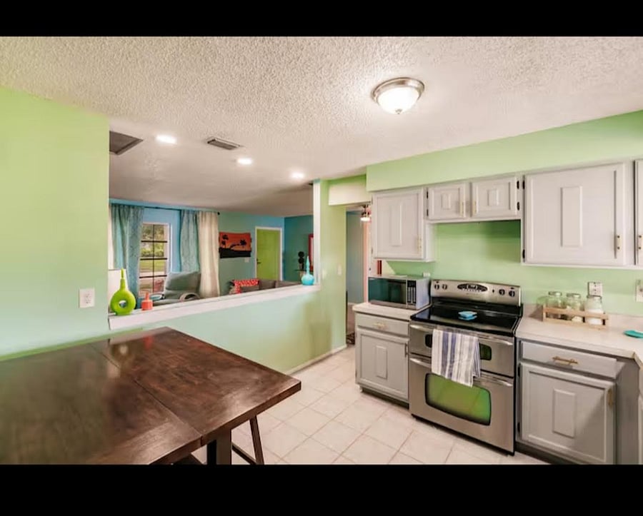 Furnished Finder property 899850_1 photo 16