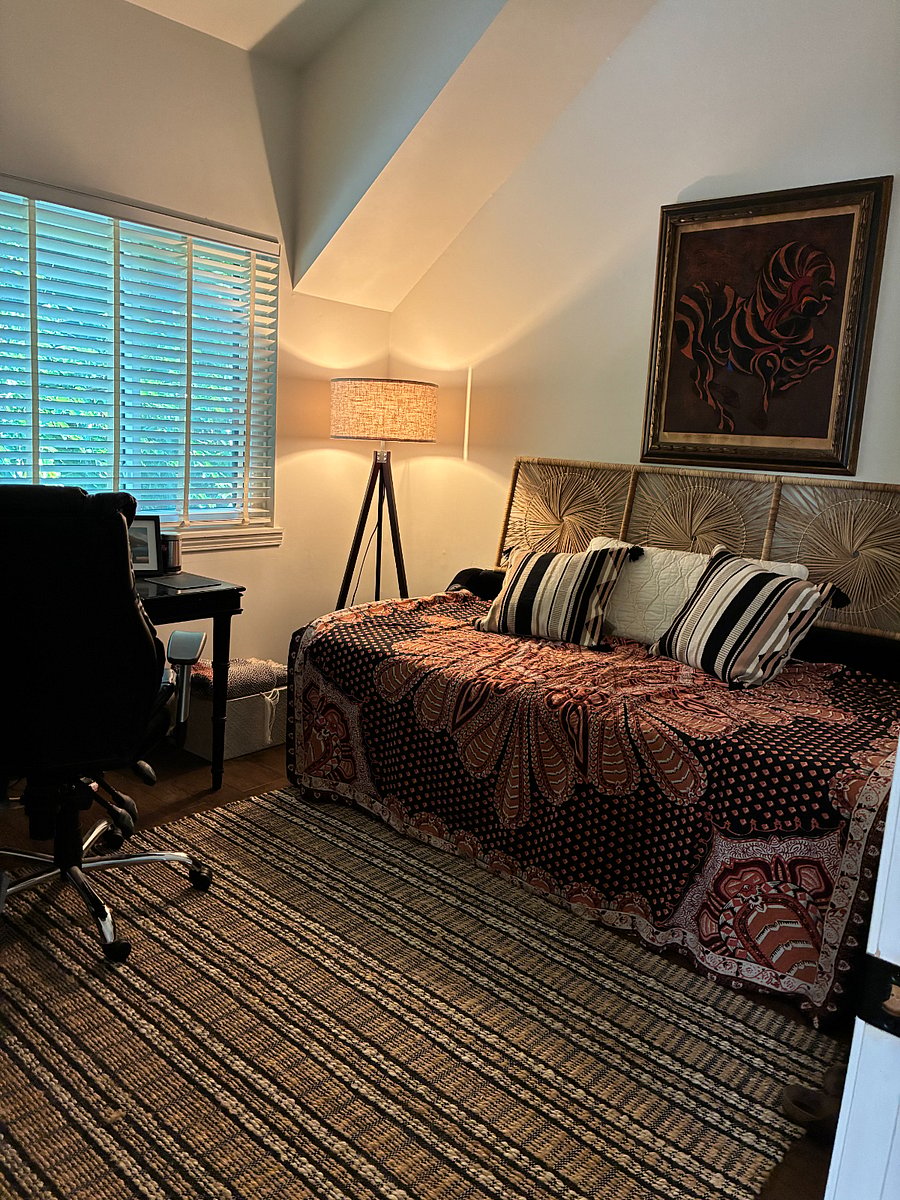 Guest Bedroom with Queen