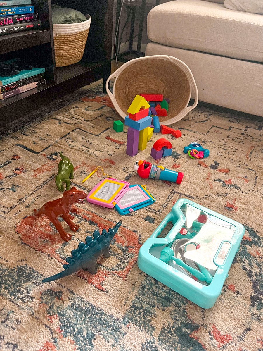 Little ones will love our toy corner, stocked with blocks, a vet kit, dinosaurs, and more to keep them happily entertained.