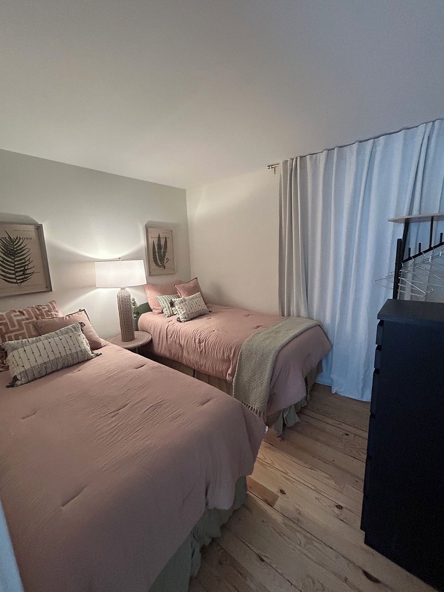 Furnished Finder property 899880_1 photo 6
