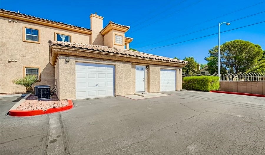 Furnished Finder property 899897_1 photo 26