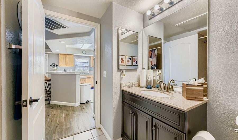 Furnished Finder property 899897_1 photo 9