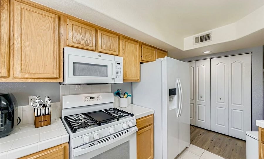 Furnished Finder property 899897_1 photo 10