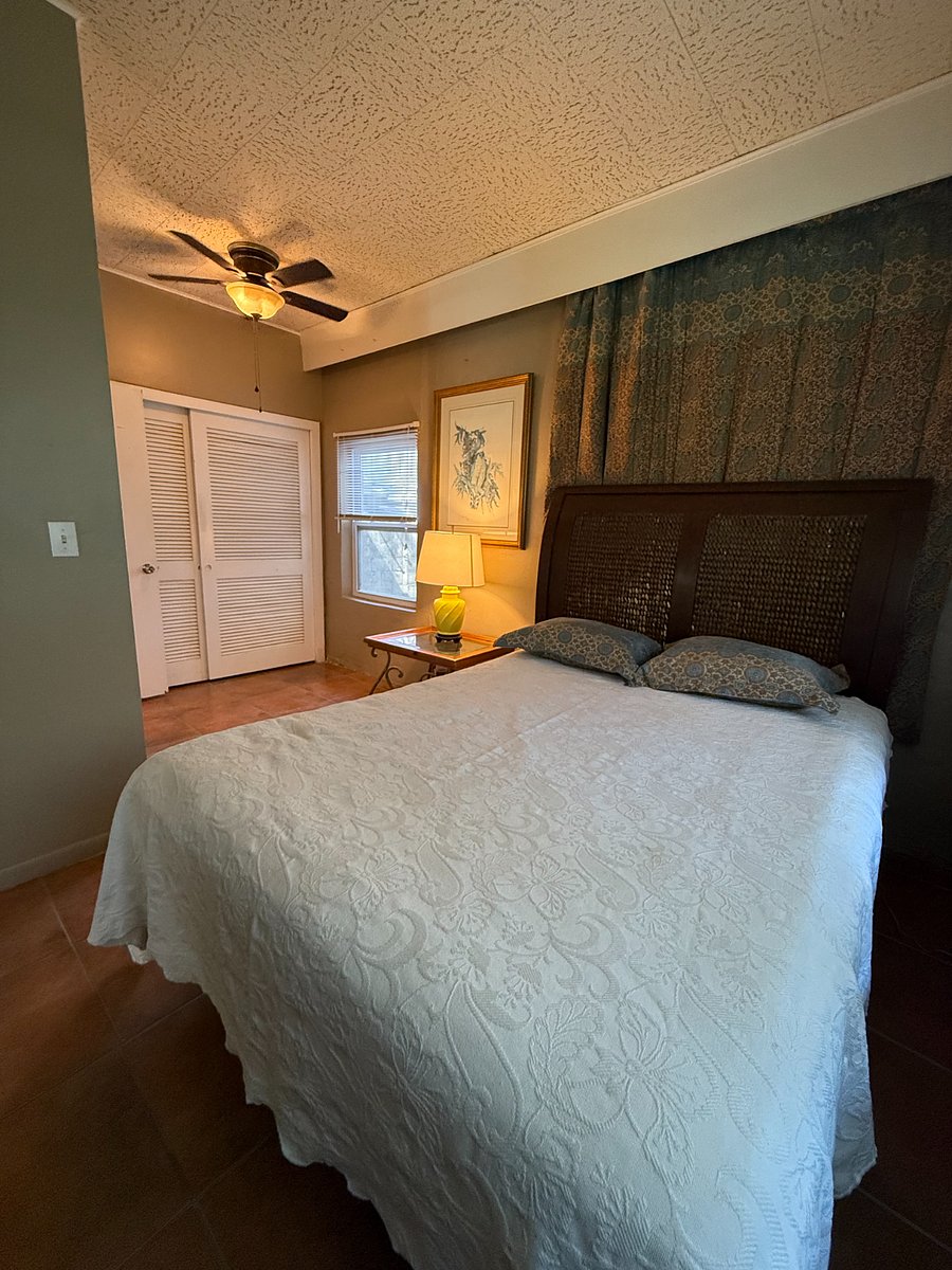 Furnished Finder property 899902_1 photo 12