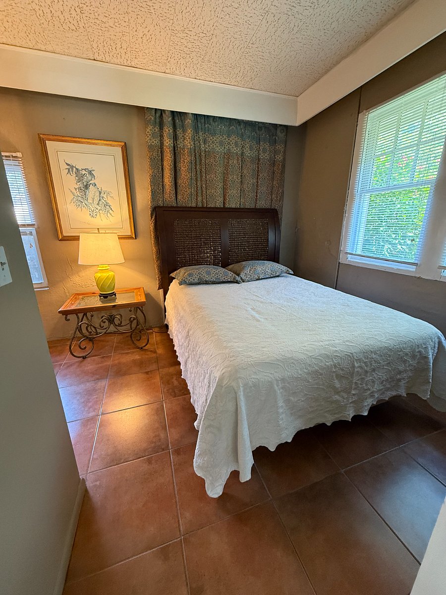 Furnished Finder property 899902_1 photo 13