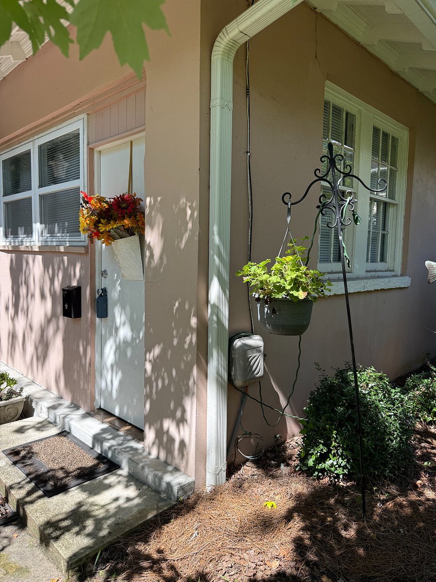Furnished Finder property 899902_1 photo 17