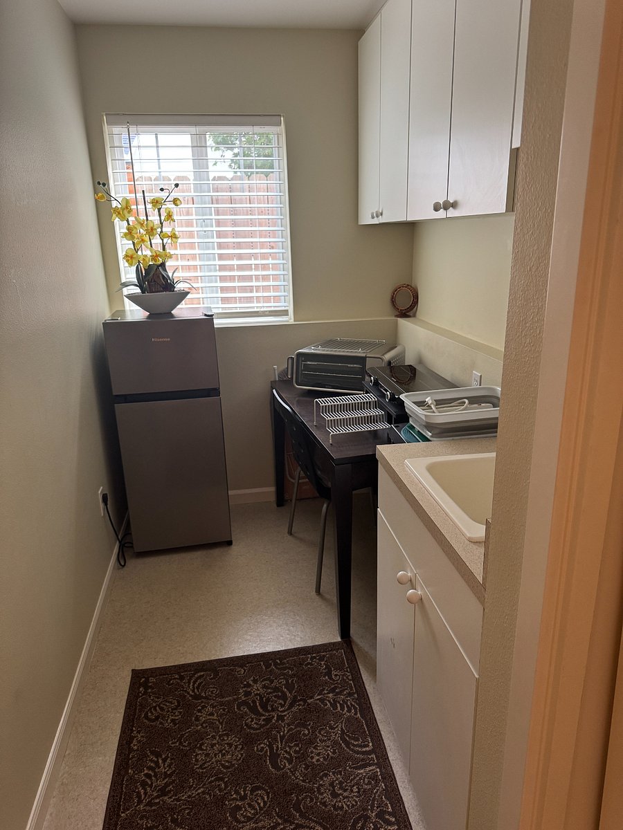 Furnished Finder property 899940_1 photo 3