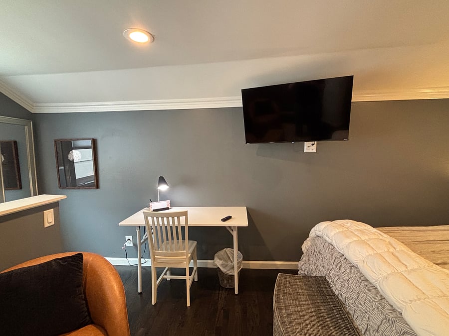 Furnished Finder property 899952_1 photo 8
