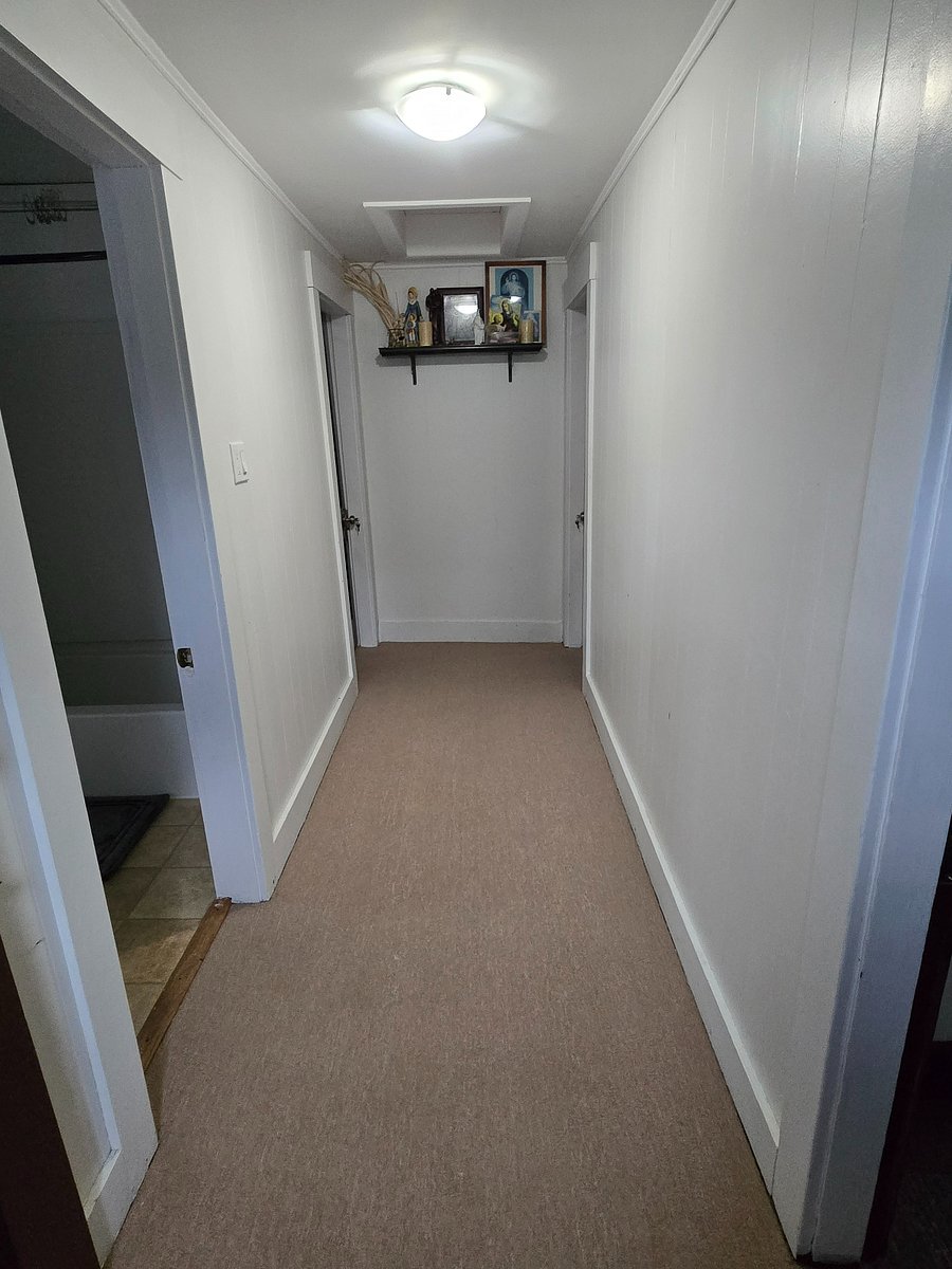 Hallway on second floor to the bedrooms