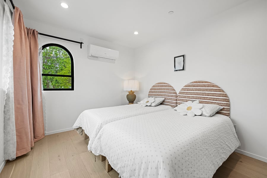 Furnished Finder property 899988_1 photo 7