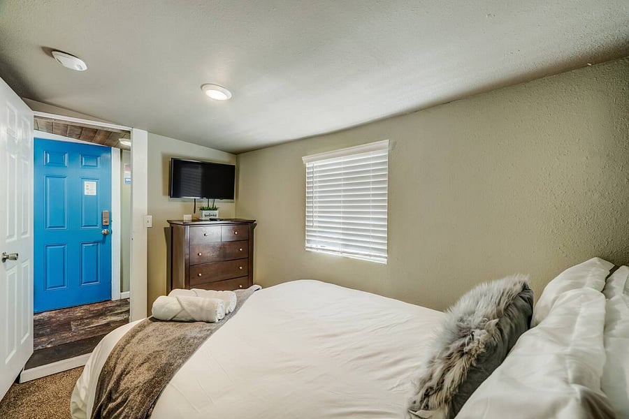 Furnished Finder property 899991_1 photo 20