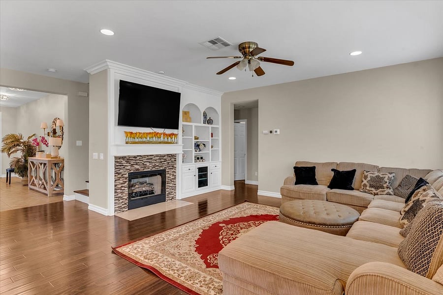 Furnished Finder property 899992_1 photo 4