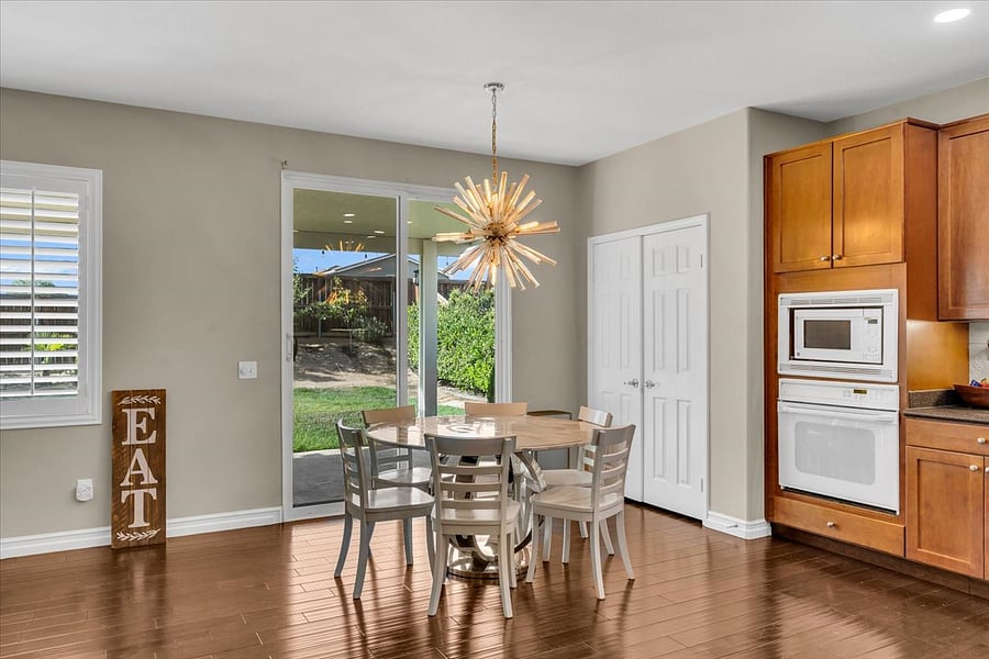 Furnished Finder property 899992_1 photo 11