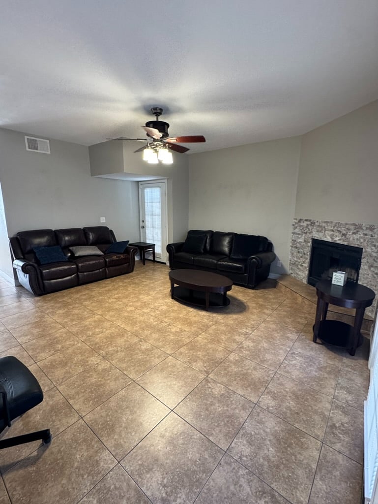 Furnished Finder property 900020_1 photo 9