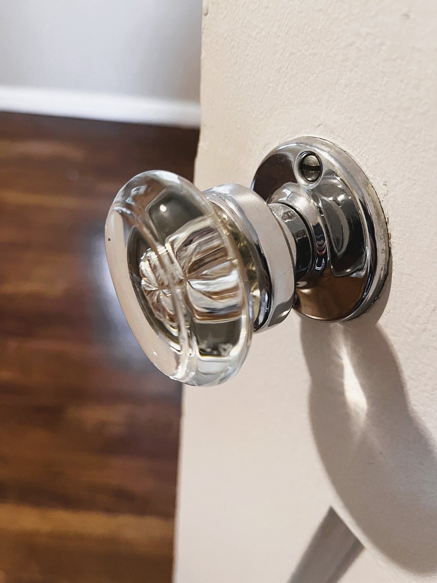 Crystal doorknobs and other fun historic touches