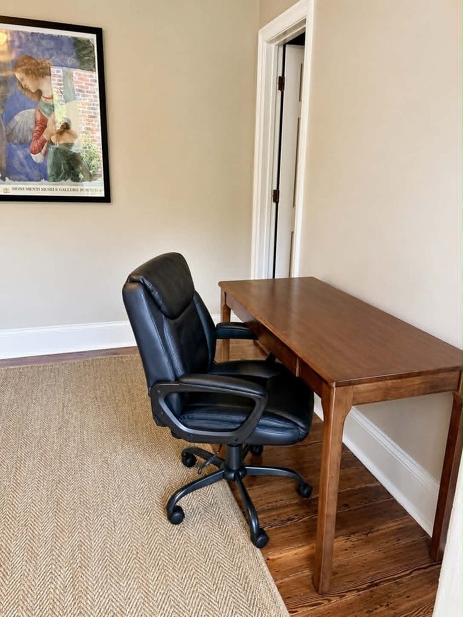 Updated_ desk and chair in the bedroom instead of the 2nd TV