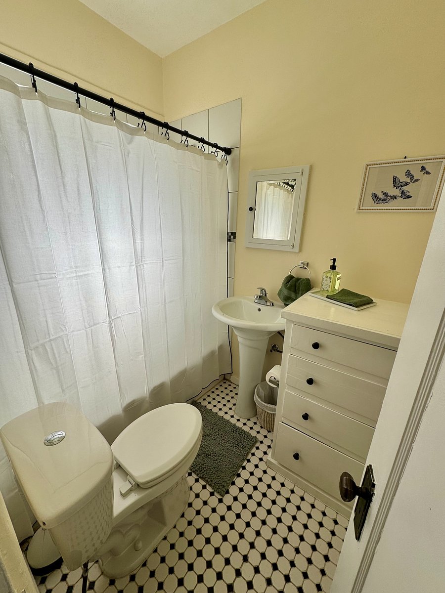 Furnished Finder property 900218_2 photo 15