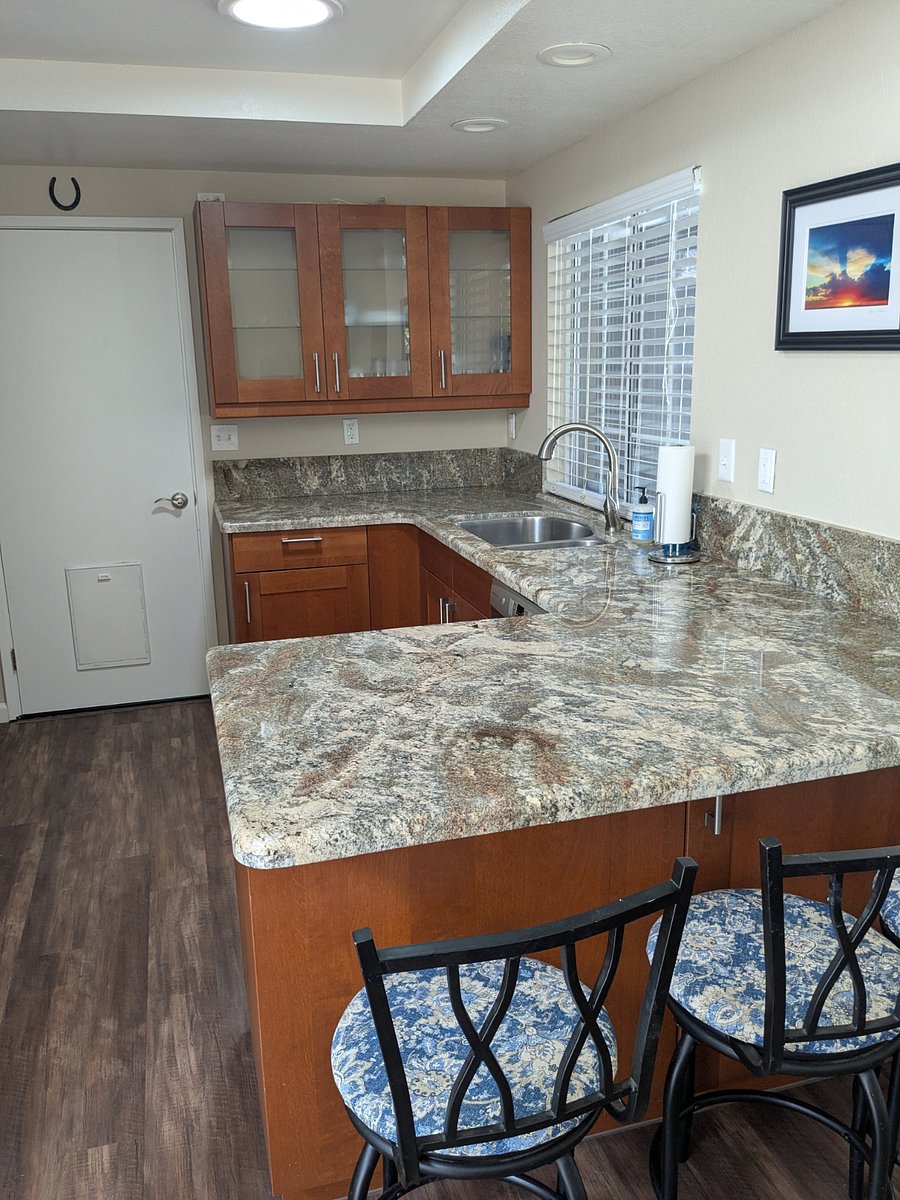 Furnished Finder property 900266_1 photo 8