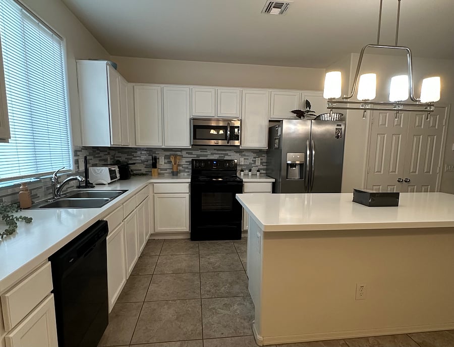 Kitchen with appliances
