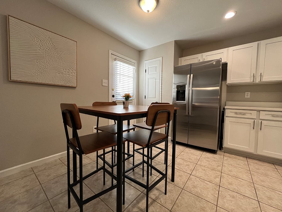 Furnished Finder property 900351_1 photo 6
