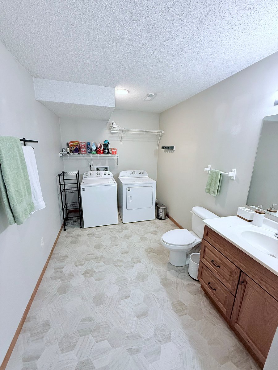 Furnished Finder property 900376_1 photo 13
