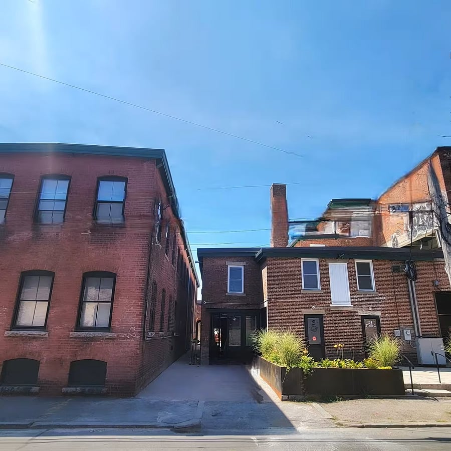 Building on let, next door to a new mill complex with a distillery, art galleries, and a mini indoor golf course!
