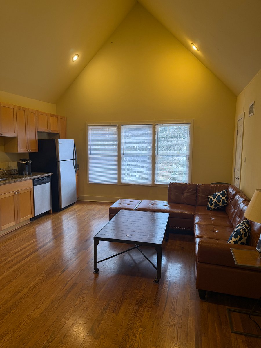 Furnished Finder property 900385_1 photo 2